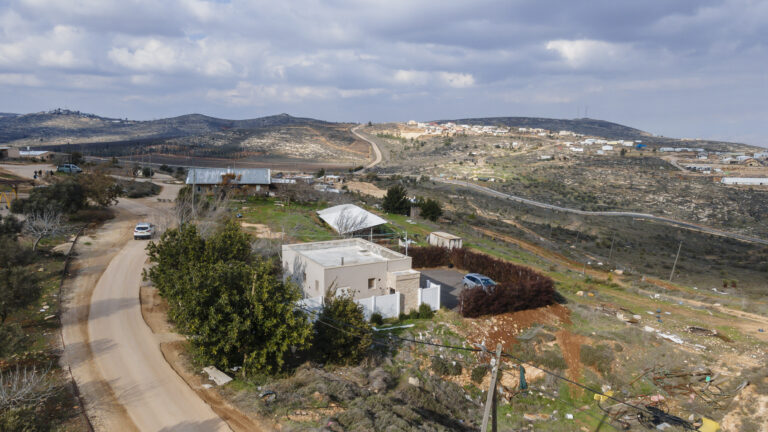 עדי עד — אחרי